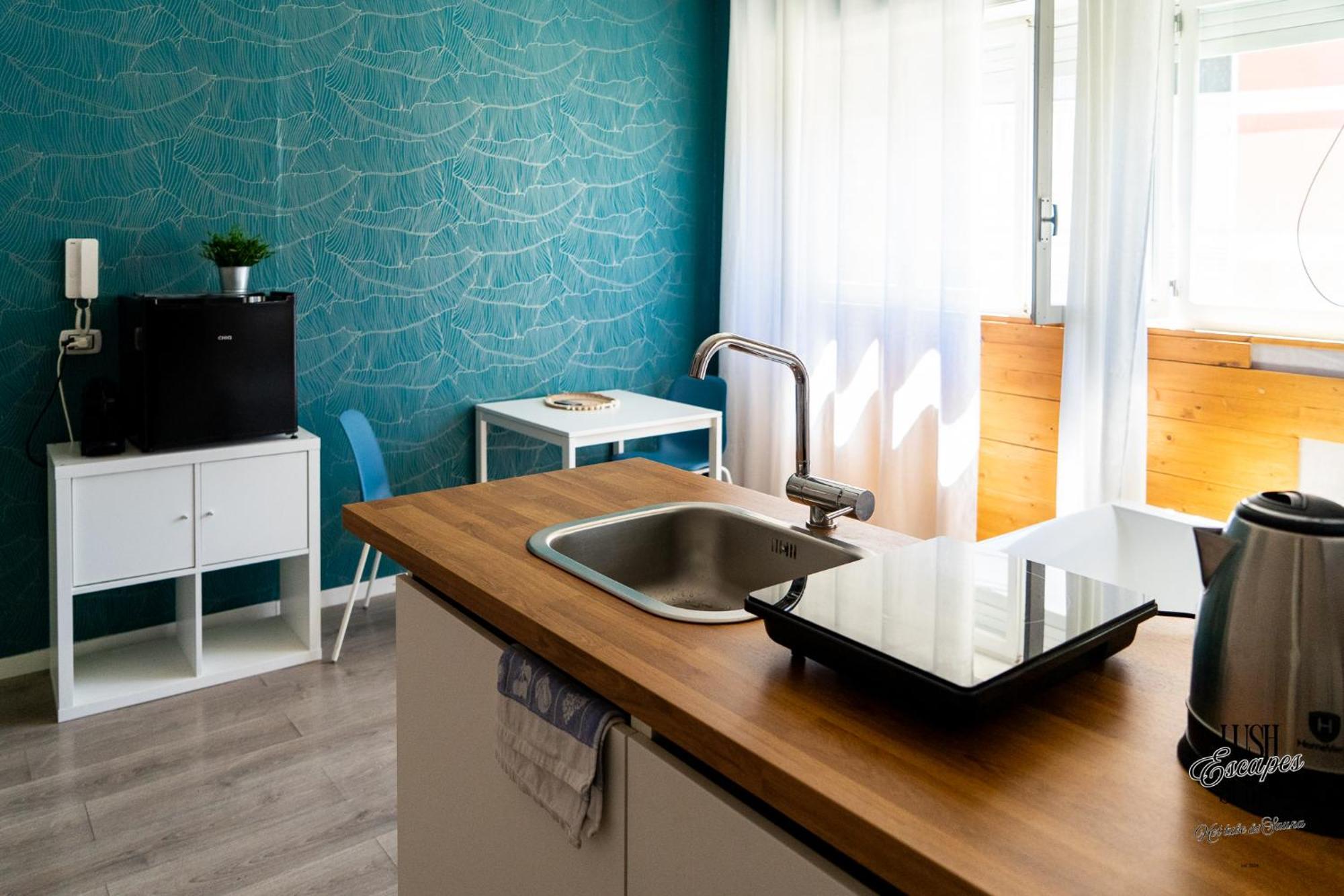 Lush Escape - Hottube And Sauna Appartement Bari