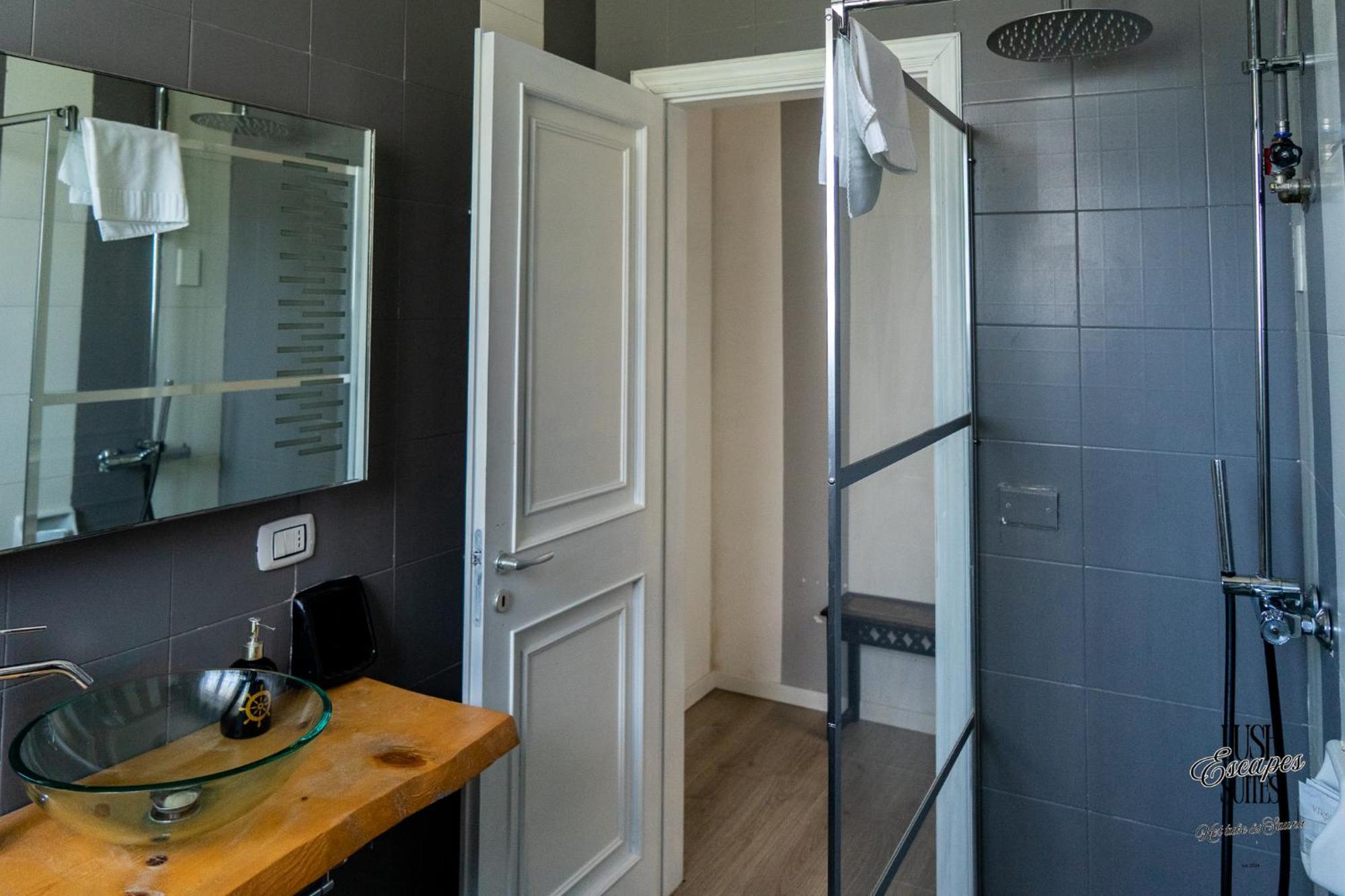 Lush Escape - Hottube And Sauna Appartement