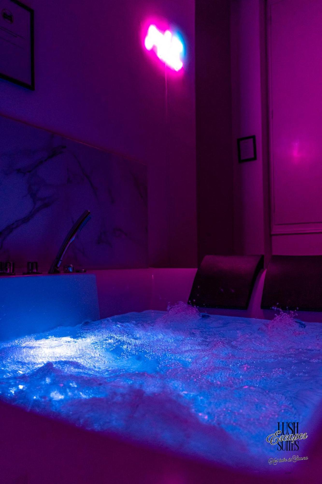 Lush Escape - Hottube And Sauna Appartement